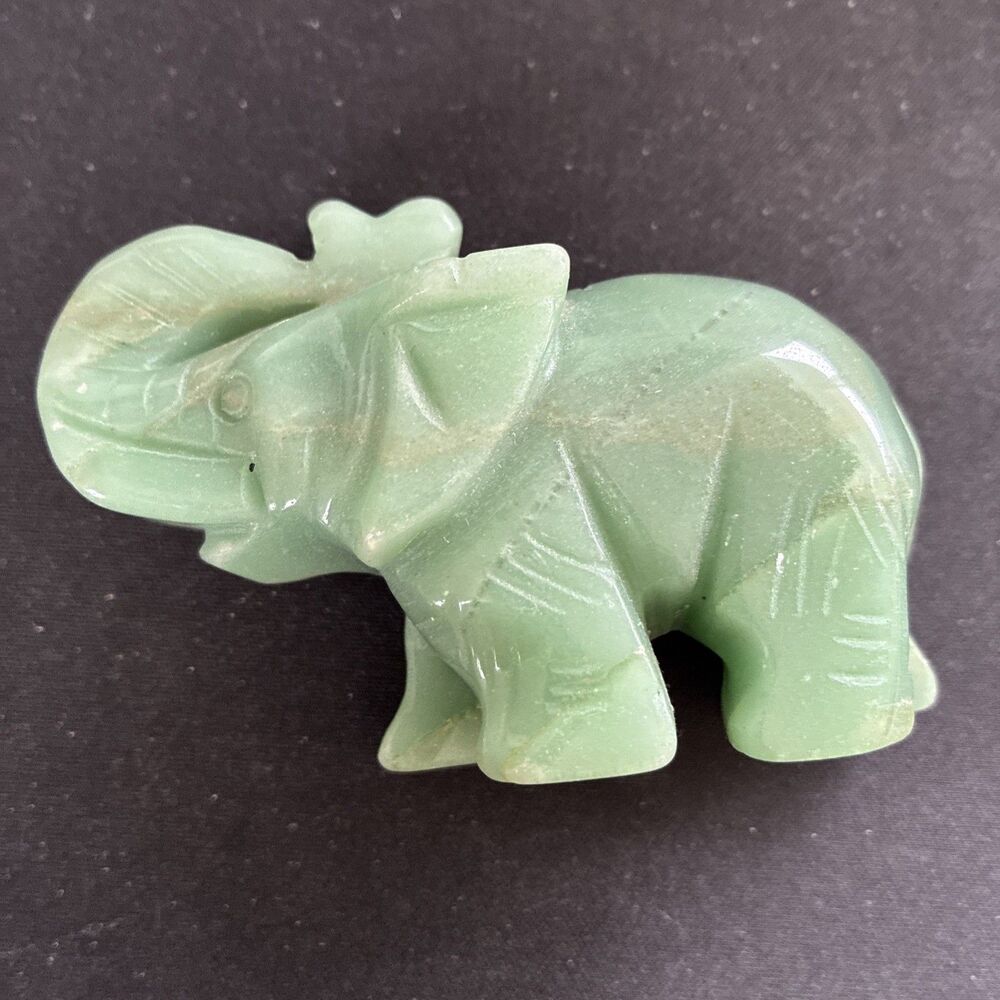 JADE ELEPHANT HAND CARVED SOLID SMALL TRUNK UP GREEN